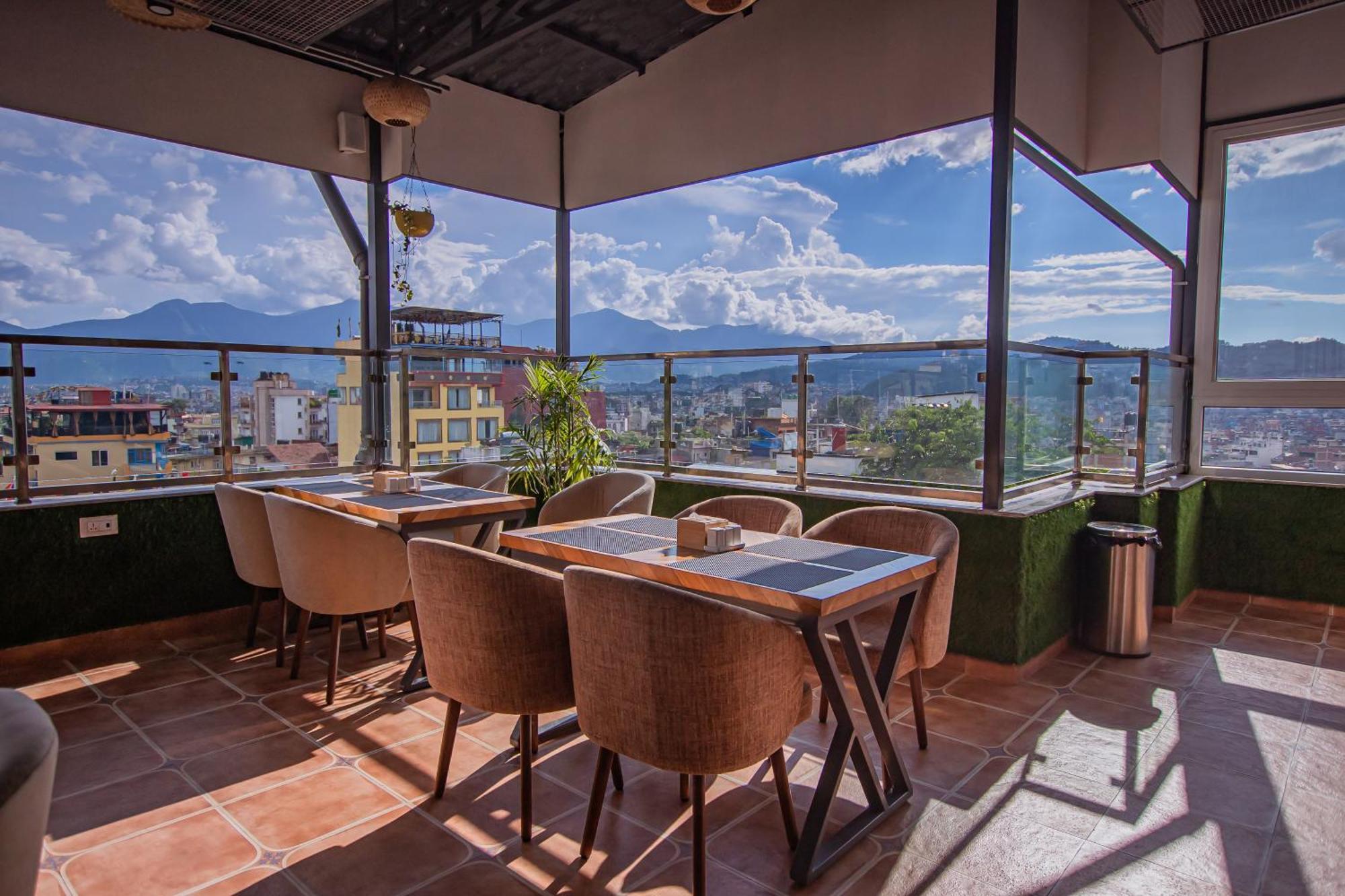 Hotel Vistara Kathmandu Ngoại thất bức ảnh