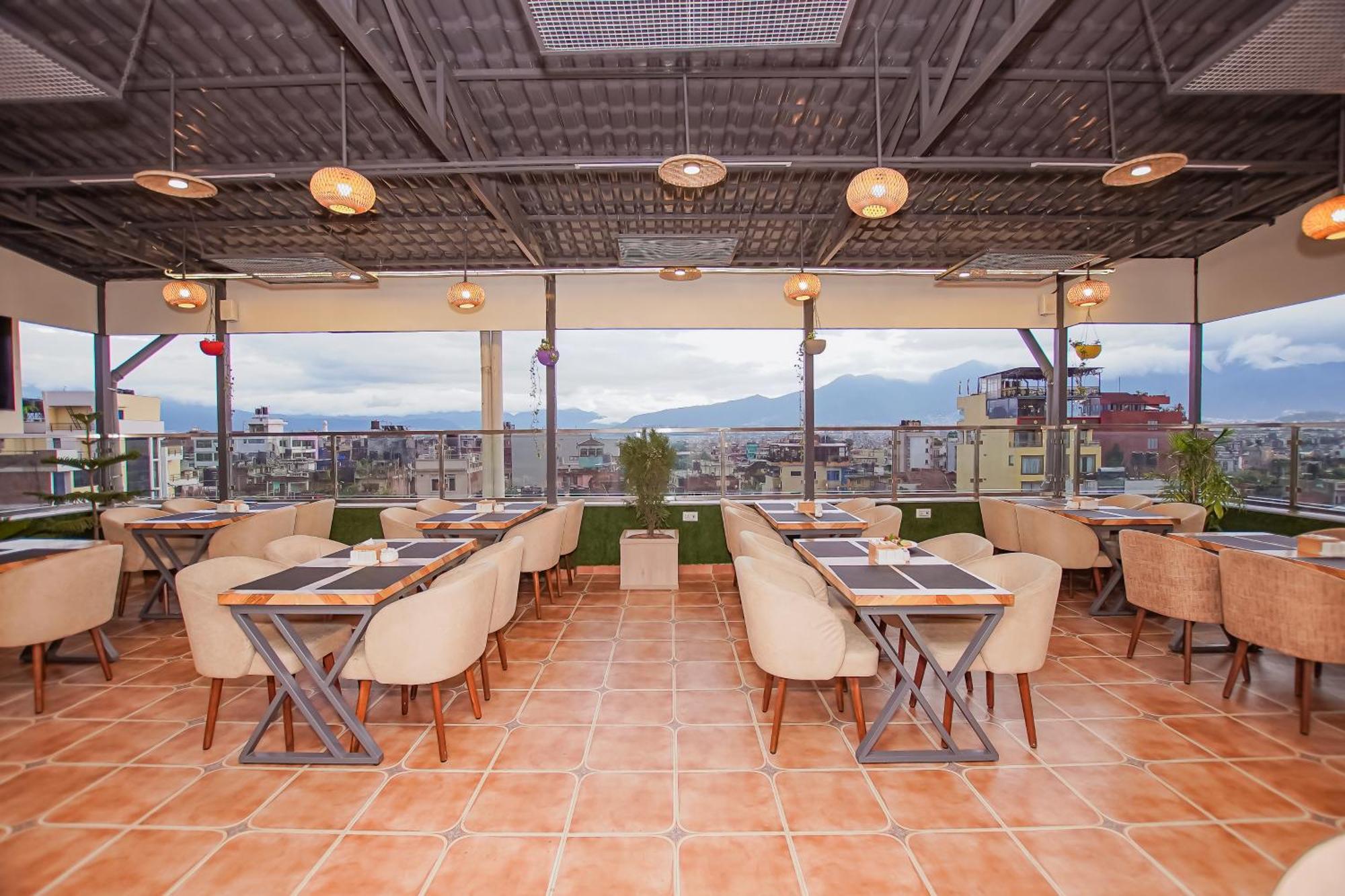 Hotel Vistara Kathmandu Ngoại thất bức ảnh