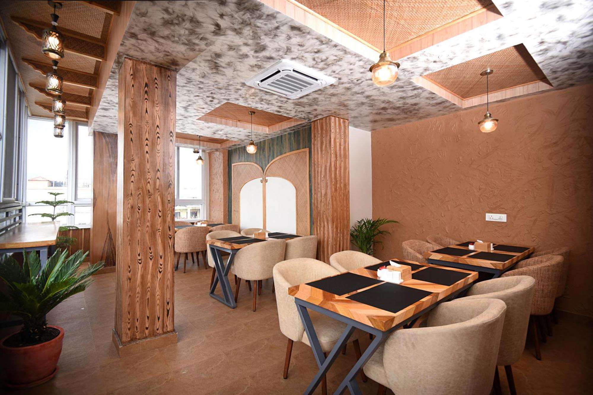 Hotel Vistara Kathmandu Ngoại thất bức ảnh
